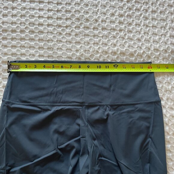Everlane The Perform Bike Short Atlantic Navy Blue XXL - Picture 4 of 7
